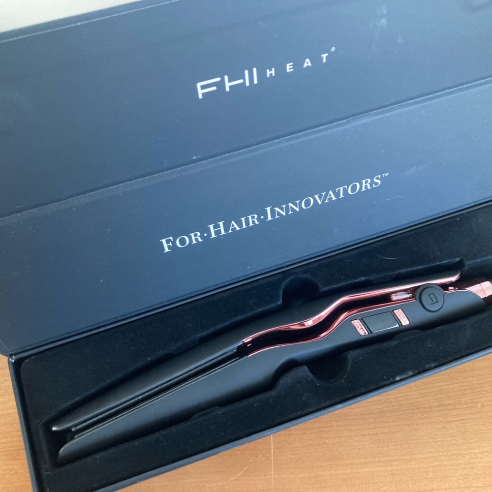 FHI Heat THE CURVE PRO STYLING IRON 1"